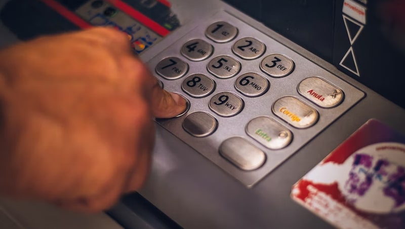 atm-keypad-personal-finance